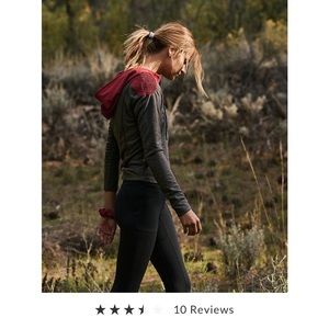 FREE PEOPLE MOVEMENT TAKE A LEAP LAYER SIZE MEDIUM